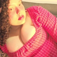 HairyZaray webcam