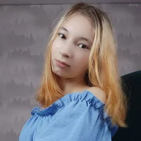 DinaMiIIe's Profile Pic