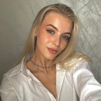 kittie_like18 Adlı Modelin Avatarı