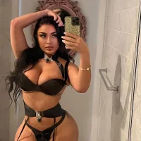 Destinyskyee's Profile Pic