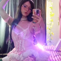 la_bommbastic 頭像圖片