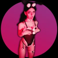 AmberAm's Profile Pic