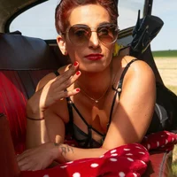 liya7_Domias profilbillede