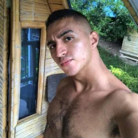 Maximo_Hot07 webcam model