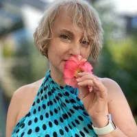 Car_ina 的個人資料圖片