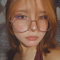Akari_Pink webcam model