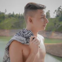 Christ_Miller3 profiképe