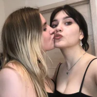 erica_claire's Profile Pic
