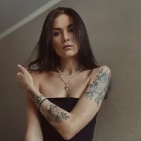 Maria-and's Profile Pic