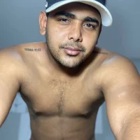 Ianh_hot's Profile Pic