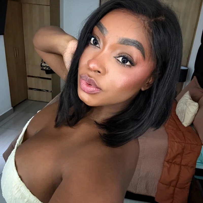 nicoletth18