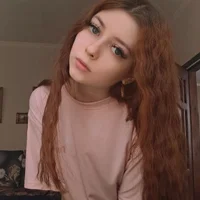 AliceVeloura's Avatar Pic