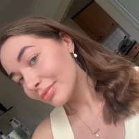 Doris2222 webcam model