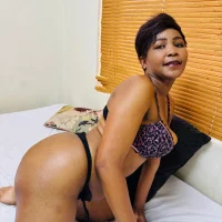 freakykinky4u69's Profile Pic