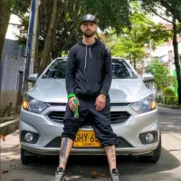 lucky_johanson 아바타 사진