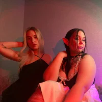 EviAndDarcys profilbillede