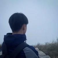 UprightGsgdeg's Avatar Pic