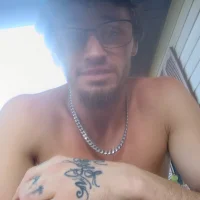 Submissiveone37373 Poză avatar