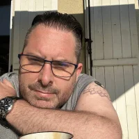 Streamlove77's Profilna slika