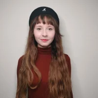 LizzyGlowf's Profile Pic