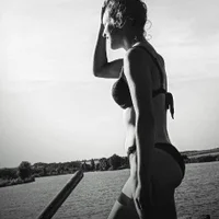 feelme_anna's Profile Pic