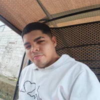 learuly's Profile Pic