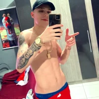 Rbtzz's Profile Pic