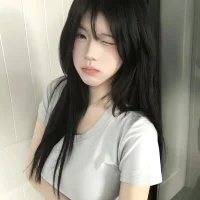 kkkkiss2002's Profile Pic