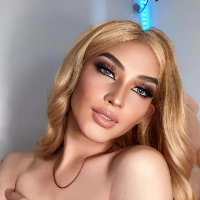 Alicegreenexx Stripchat profile image
