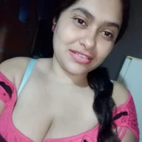 karinapeters2222's Profile Pic