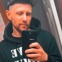 صورة الملف الشخصي لـ loooper777