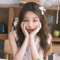 Lydia-668 Gambar Avatar