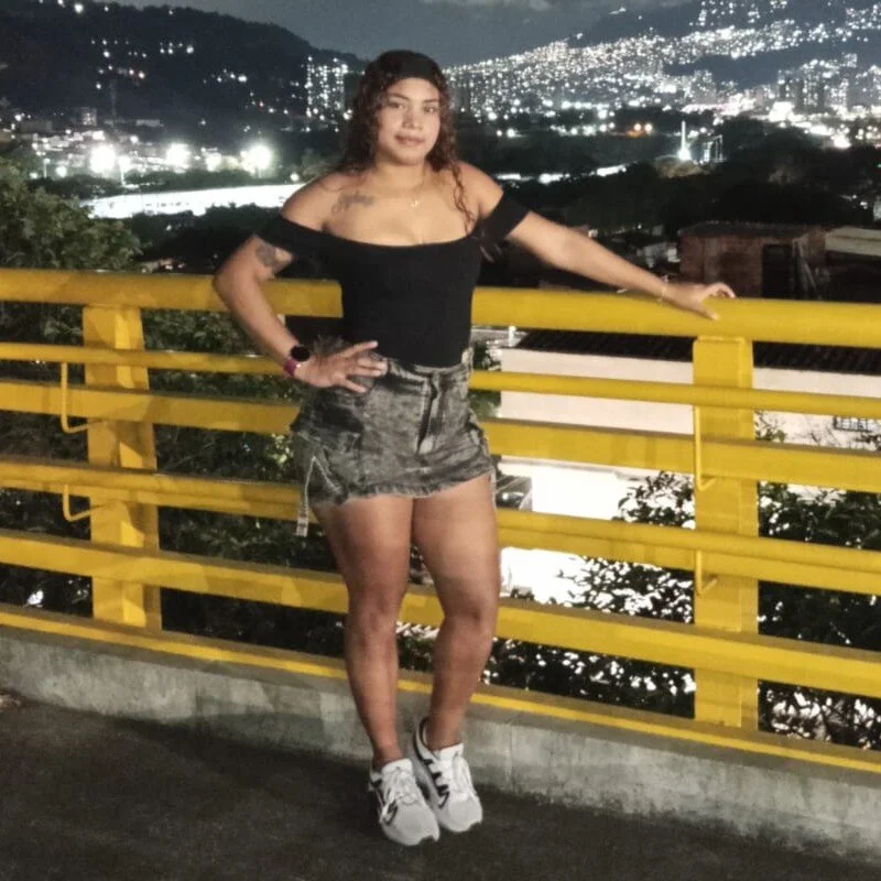 EllyBloom Stripchat profile image