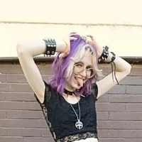 FloraEyre's Profile Pic