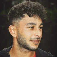 Iulianmarius12 的个人资料图片