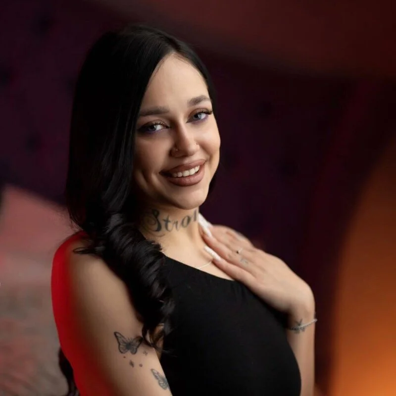 KyraDesire Stripchat profile image