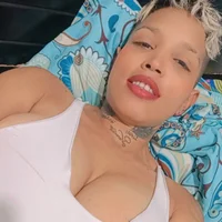 Dirty_Zoe, Stripchat webcam model