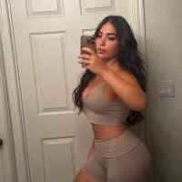 BellaValenis webcam