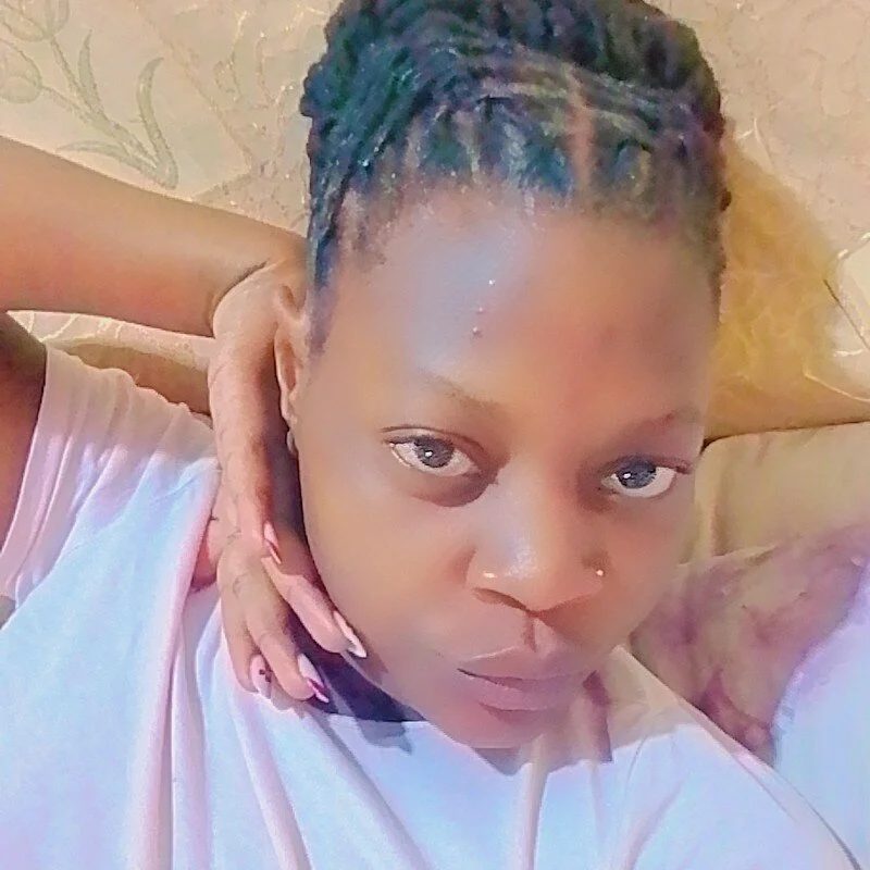 teresita_02 live cam profile