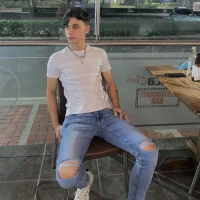 chuck69_'s Profile Pic