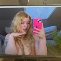 Kathy_Murrayy Adlı Modelin Avatarı
