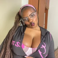 Bustysheer webcam model
