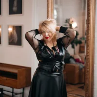 Samantha_Si's Avatar Pic