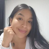 Aria_Mitchell_