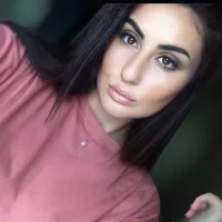 Gambar Profil Adriana_Grange