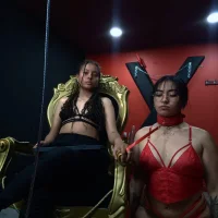 Eva_n_Cloe's Profile Pic