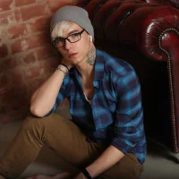SweetFoxFeet's Profile Pic