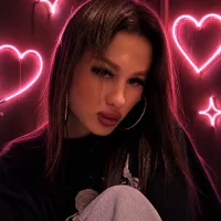 StacyBim's Avatar Pic