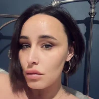 Milf-Arabella's Profile Pic