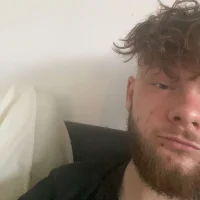 Jameshendn 的個人資料圖片